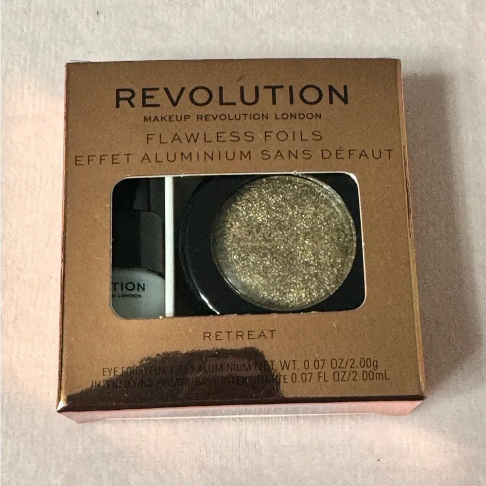 Makeup Revolution Flawless Foils Trio - Copper, Silver, Gold